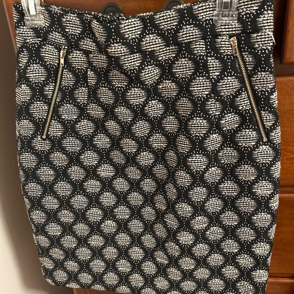 Skirt. Size 6